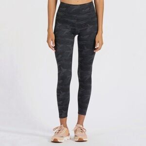 VUORI WOMEN'S CLEAN ELEVATION LEGGING Black Camo